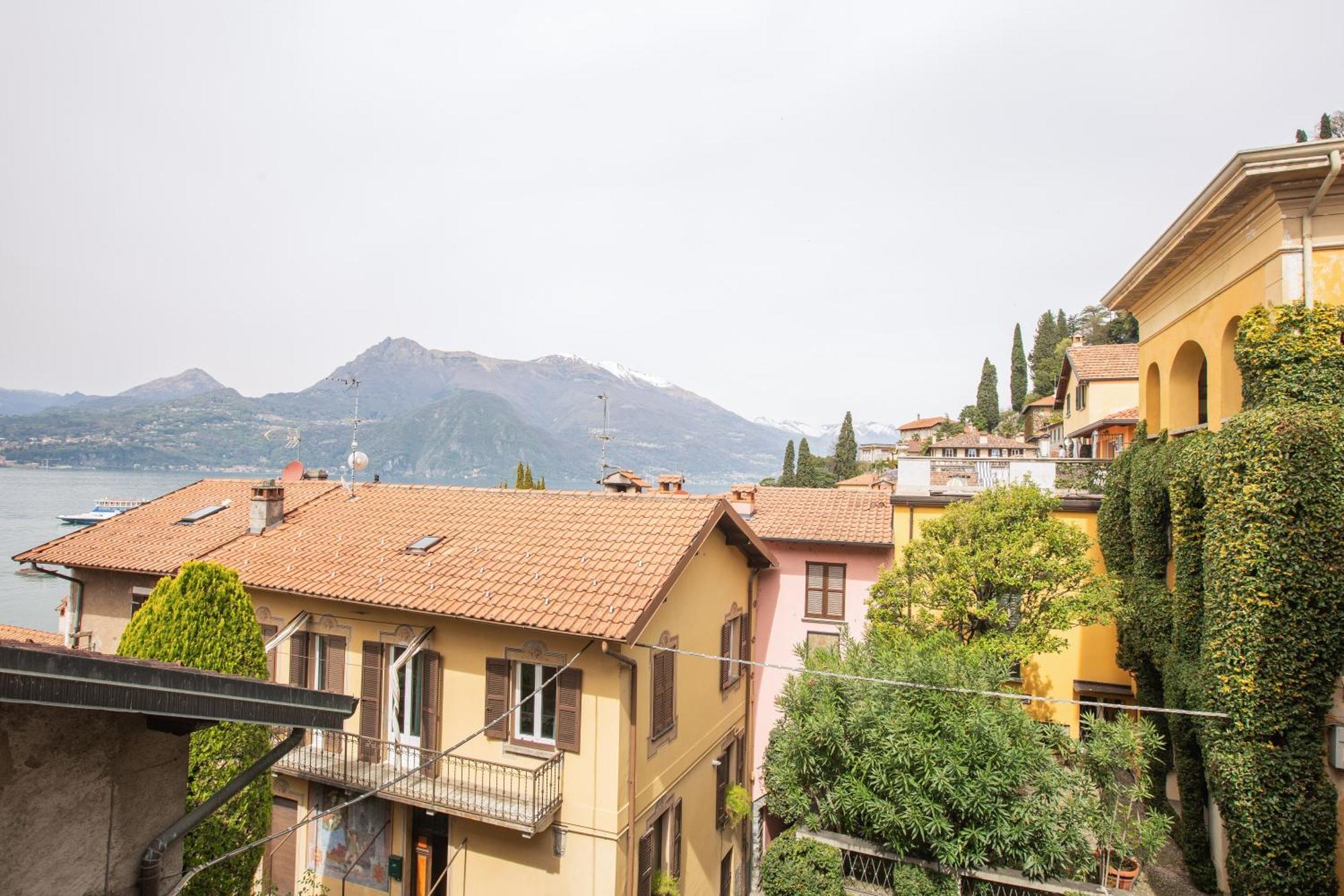 Albergo Del Sole Βαρένα Εξωτερικό φωτογραφία